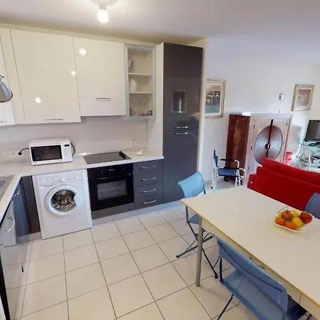 Appartement 13rp - Grand 3p Plein Centre Avec Terrasse Et Parking Menton